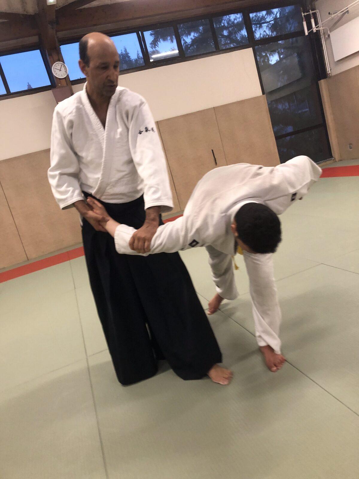 Aïkido, projection en mouvement
